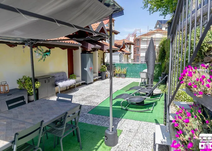 M&p House By Design *